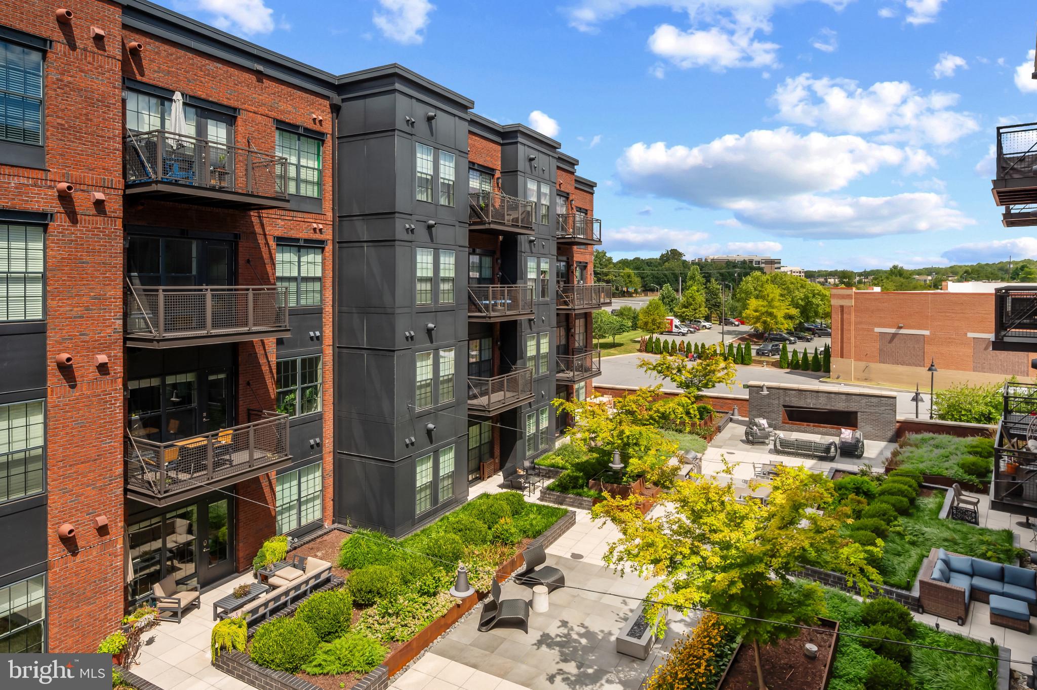 506 DIAMONDBACK DRIVE 438