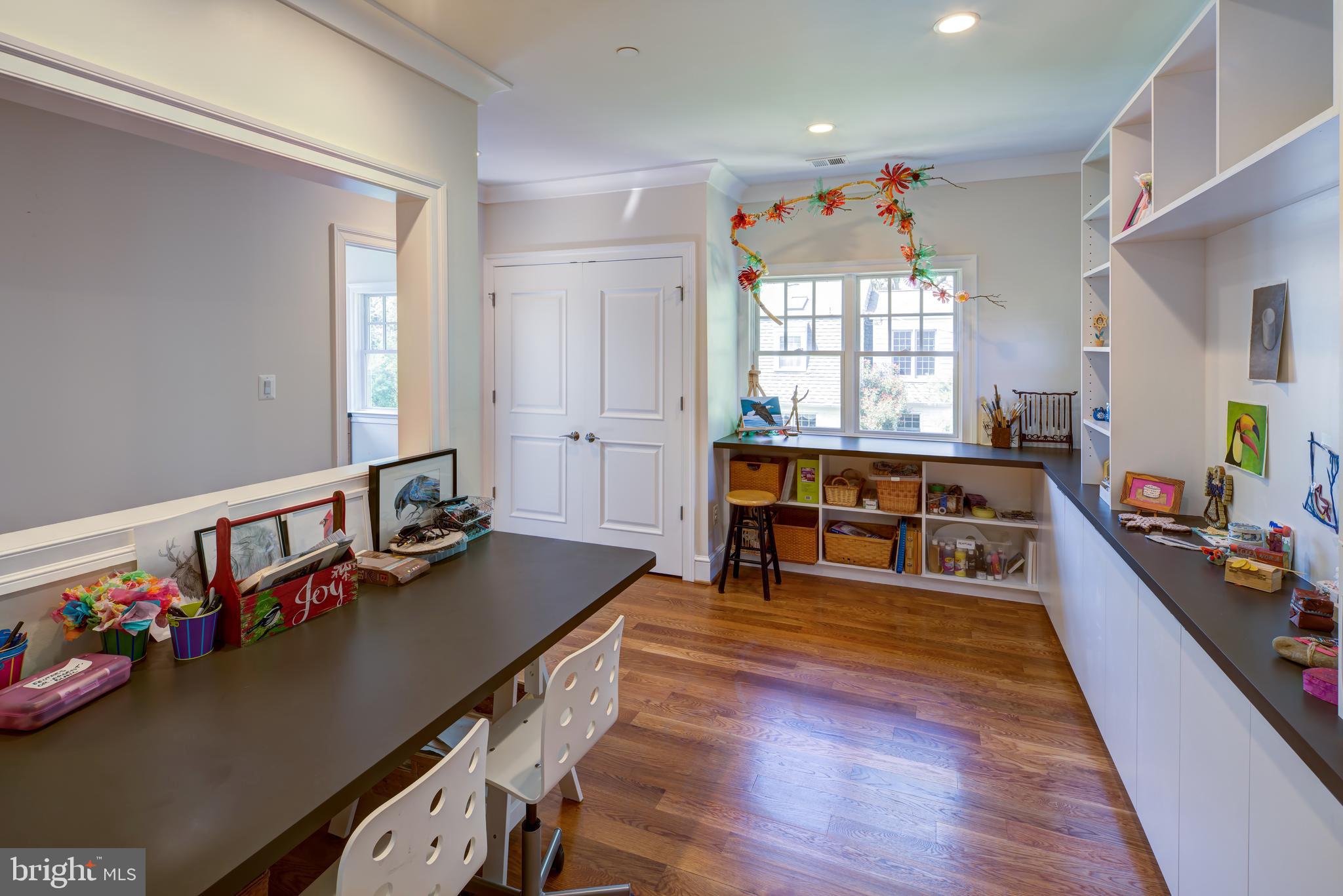 7318 BURDETTE COURT
