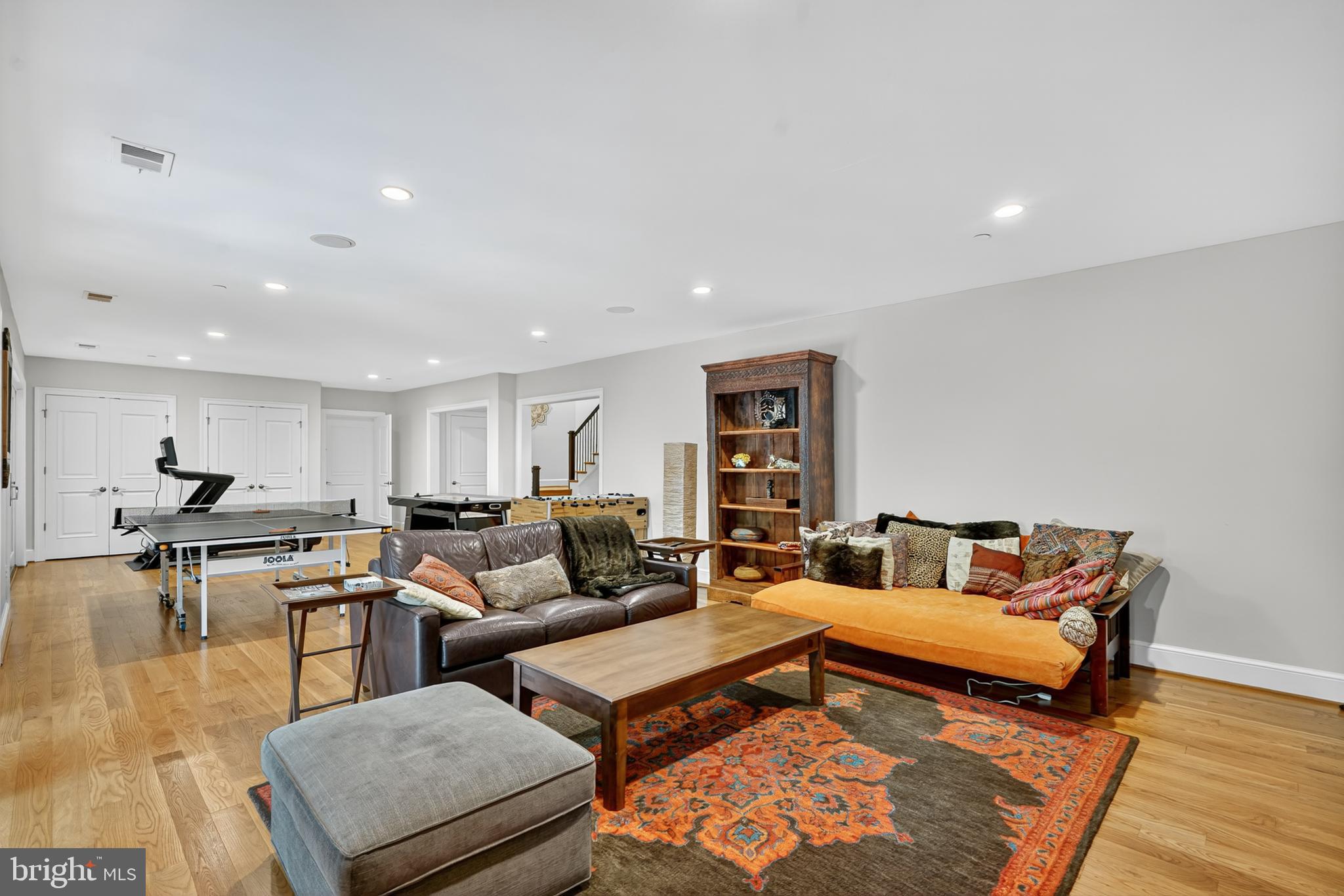 7318 BURDETTE COURT