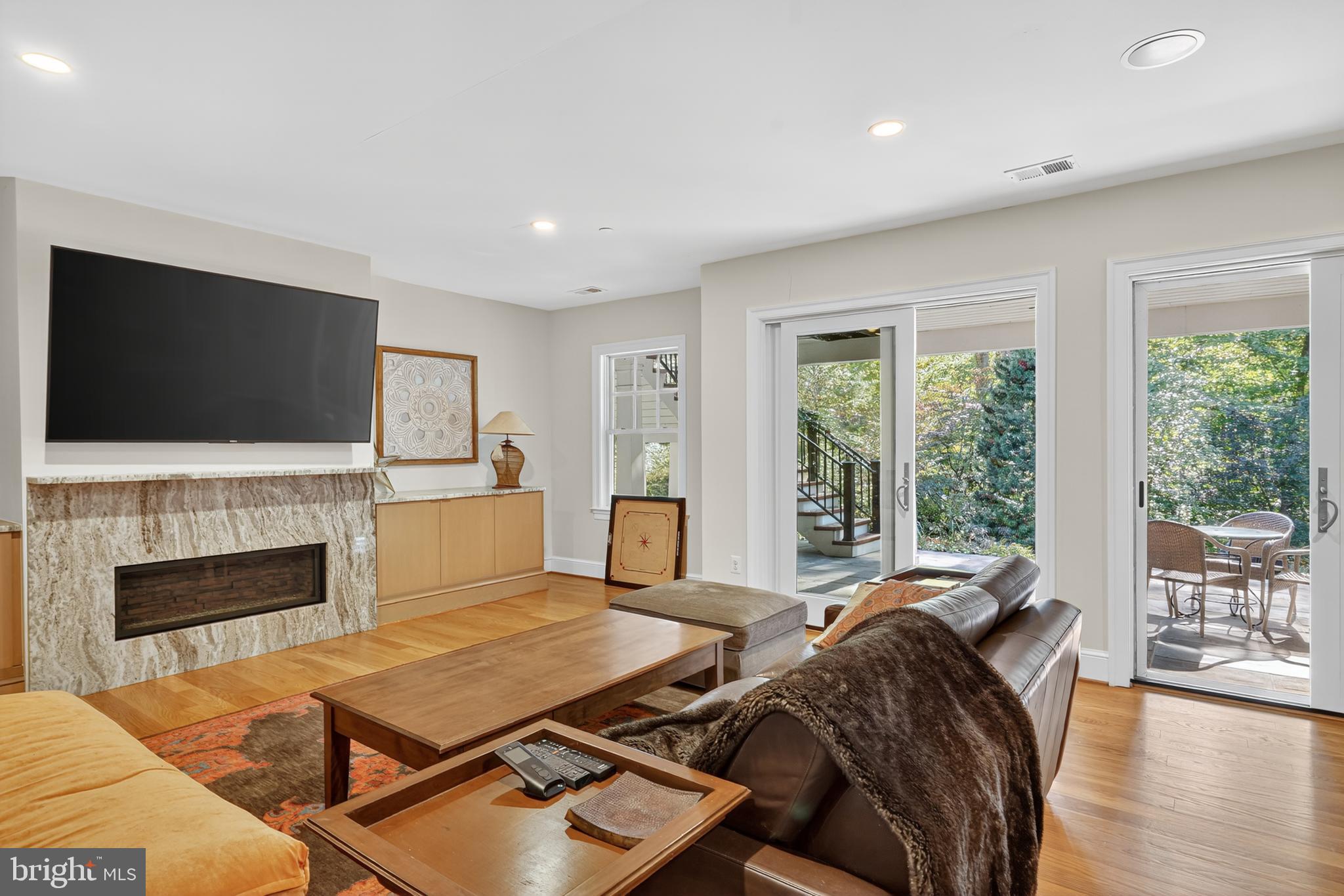 7318 BURDETTE COURT