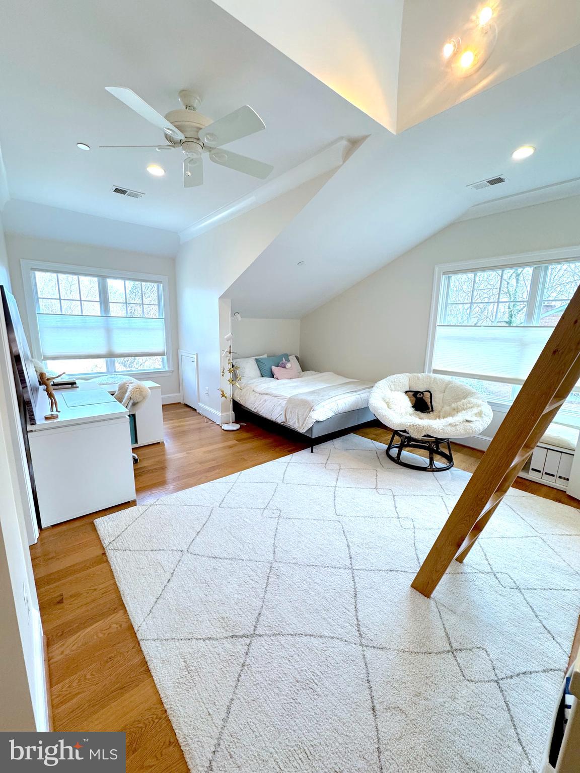 7318 BURDETTE COURT