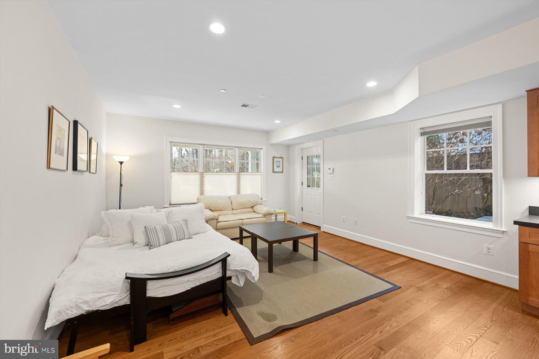 7318 BURDETTE COURT