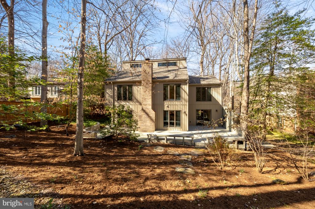 10419 CROSSING CREEK