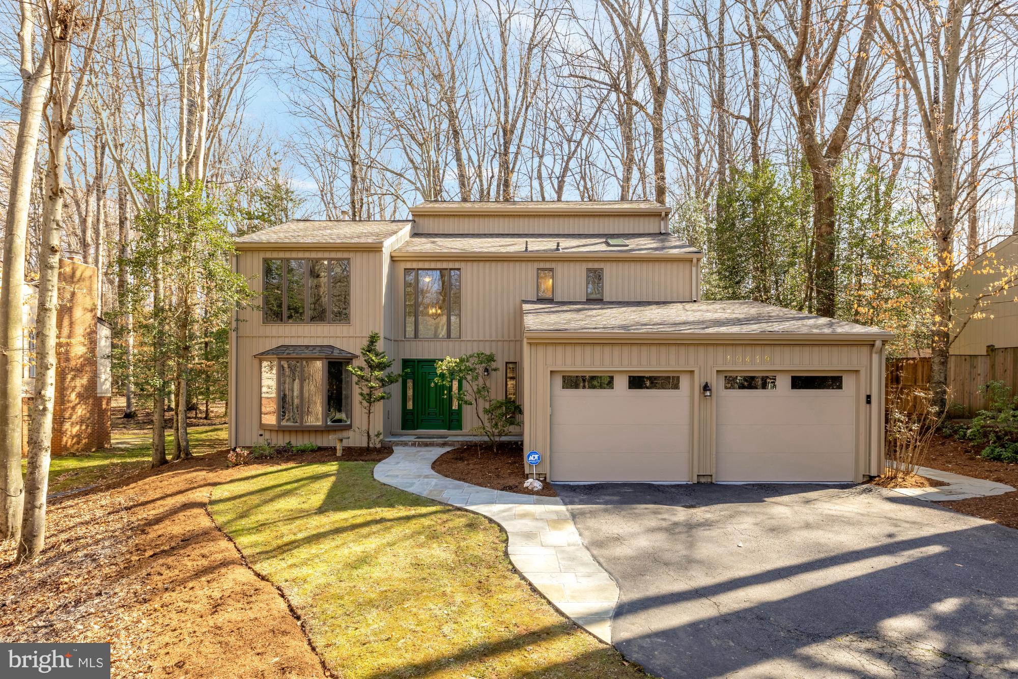 10419 CROSSING CREEK