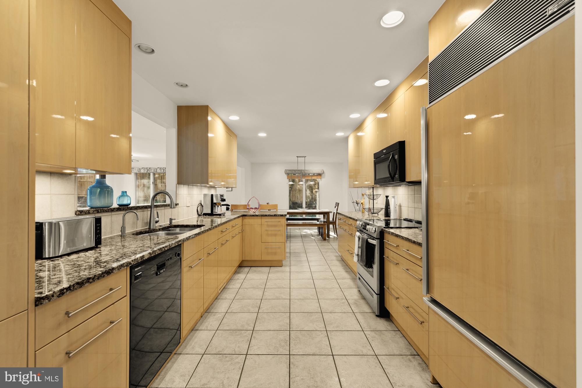 10419 CROSSING CREEK