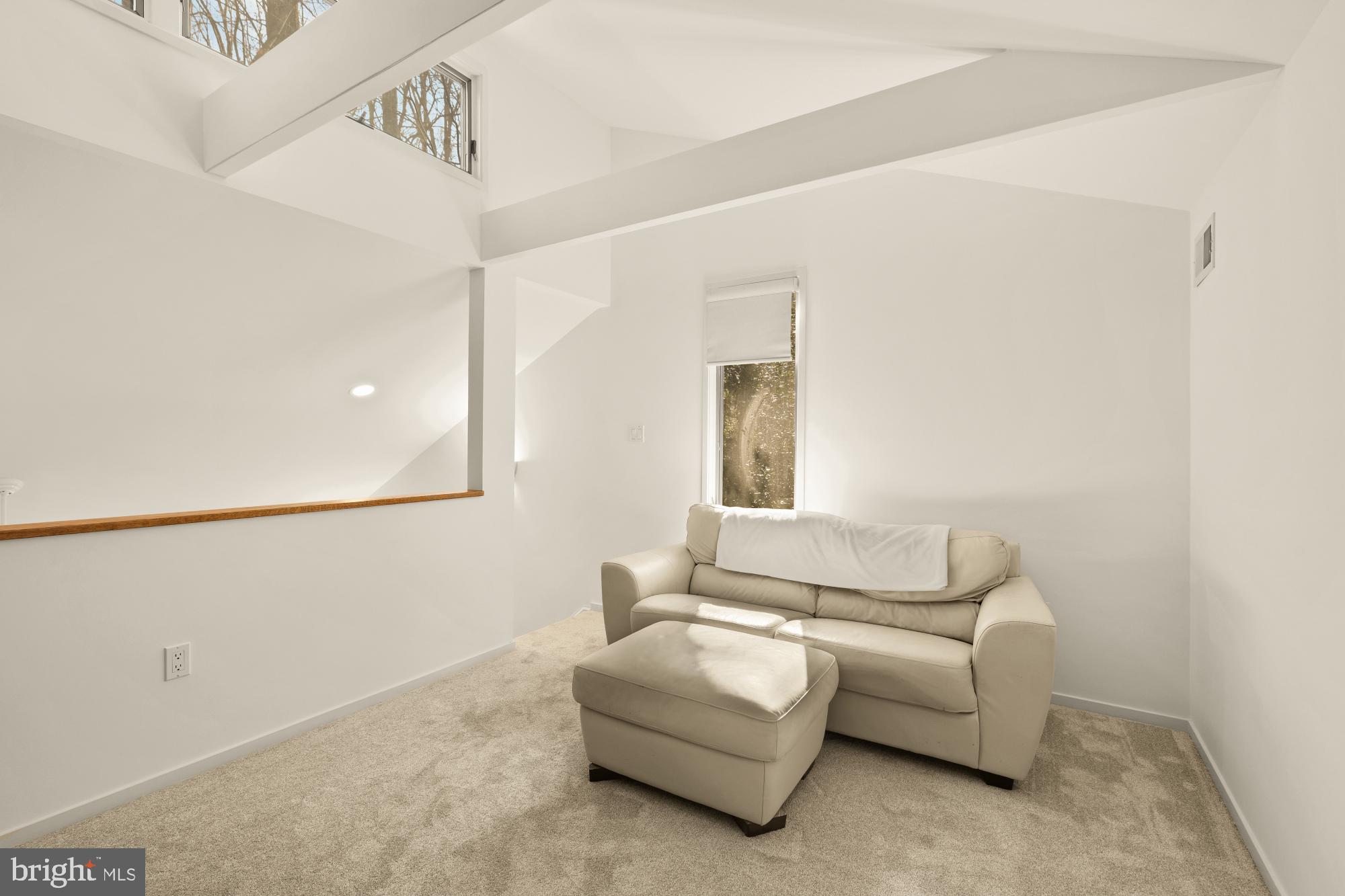 10419 CROSSING CREEK