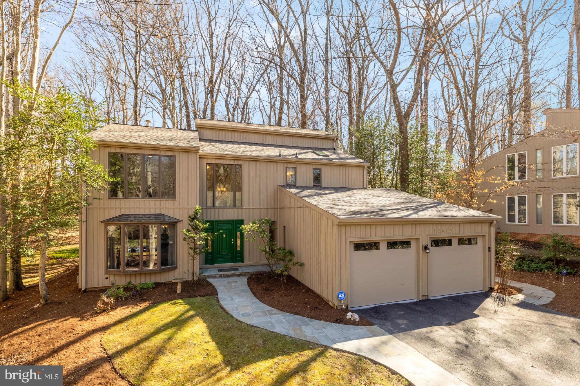 10419 CROSSING CREEK