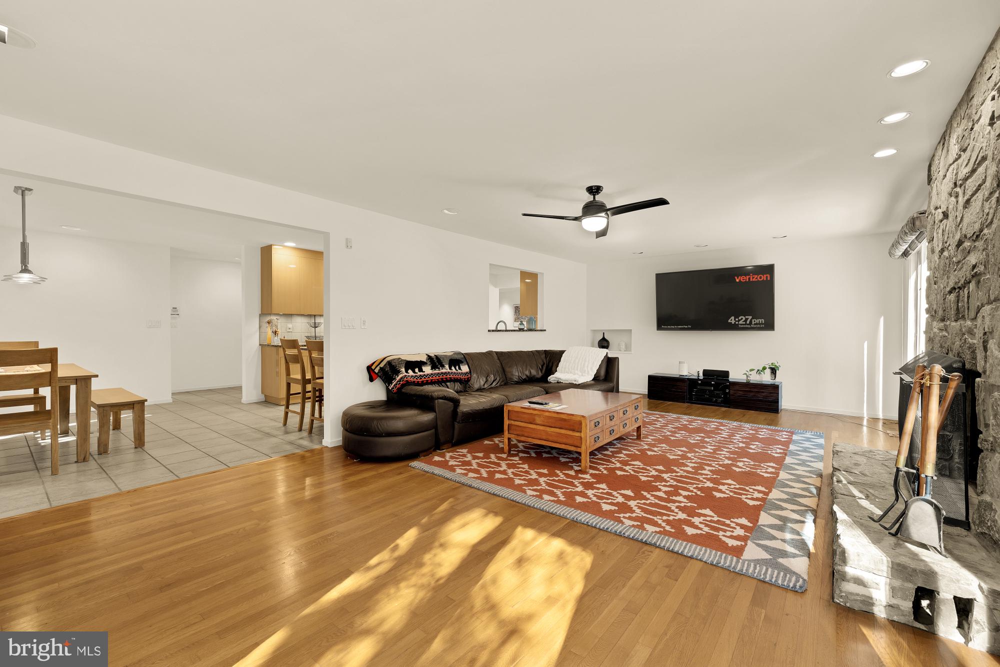 10419 CROSSING CREEK