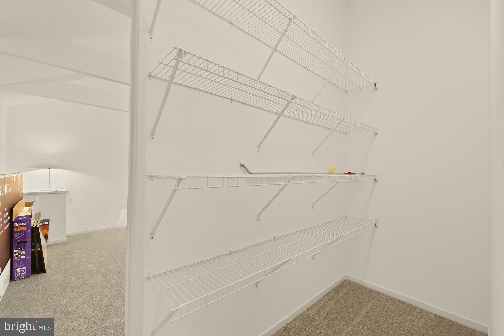 10419 CROSSING CREEK