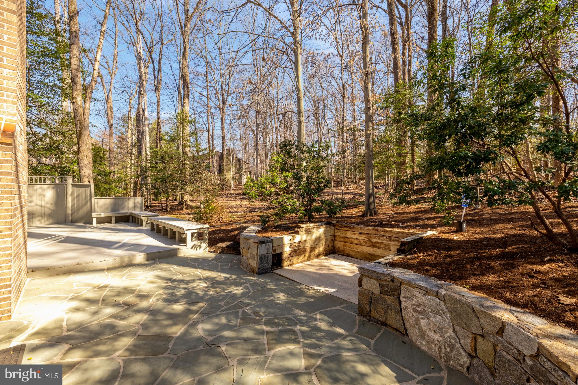 10419 CROSSING CREEK