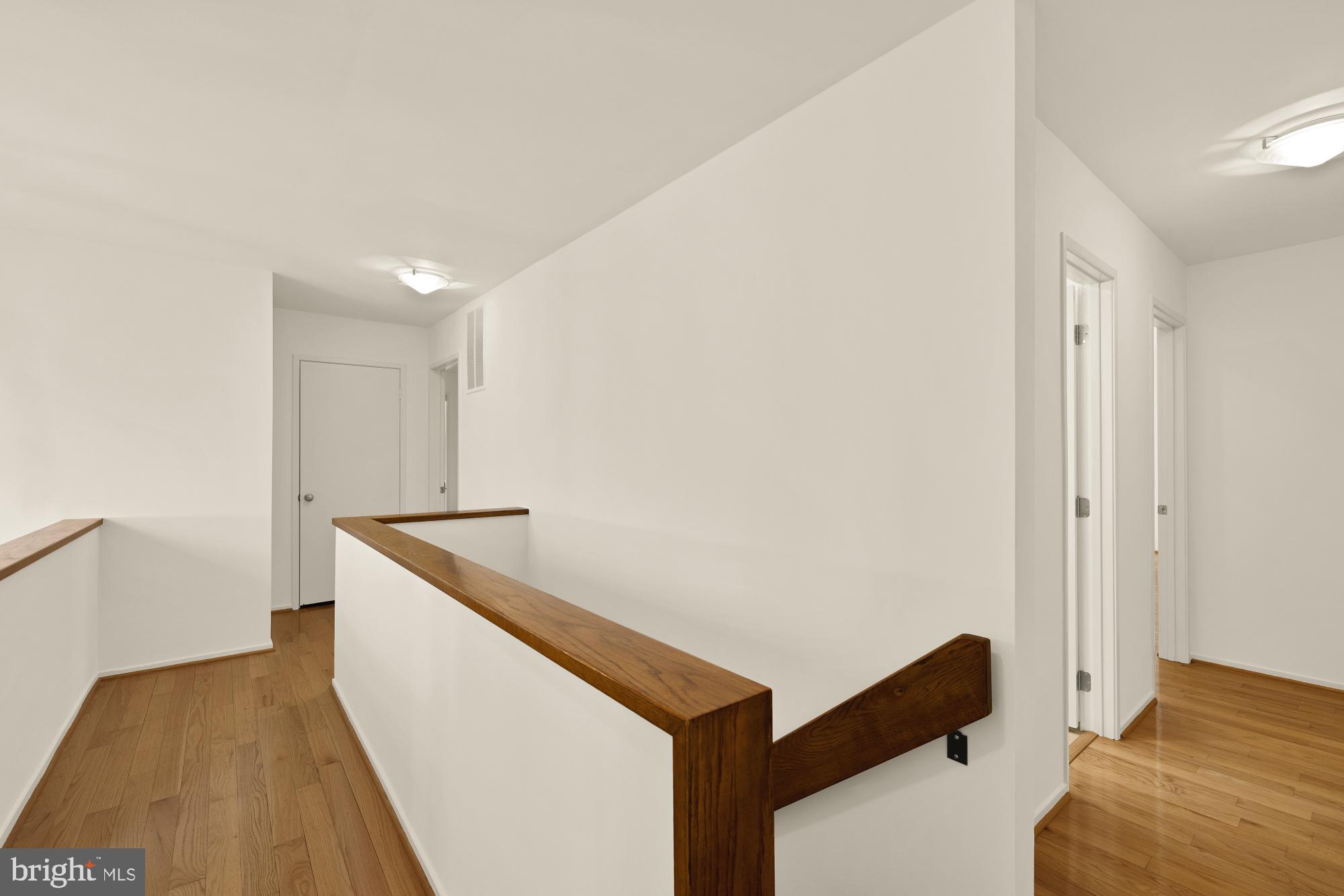 10419 CROSSING CREEK