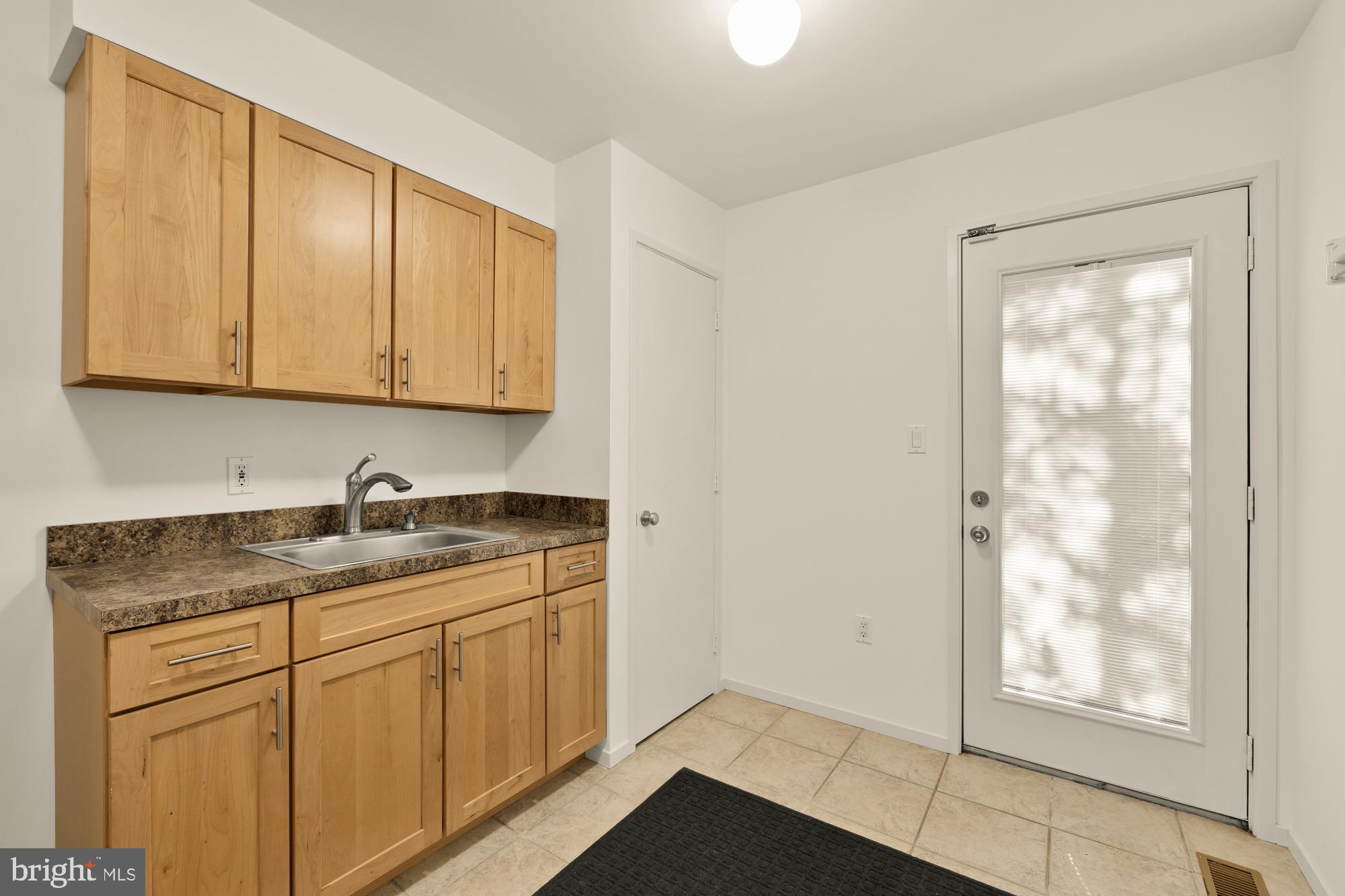 10419 CROSSING CREEK