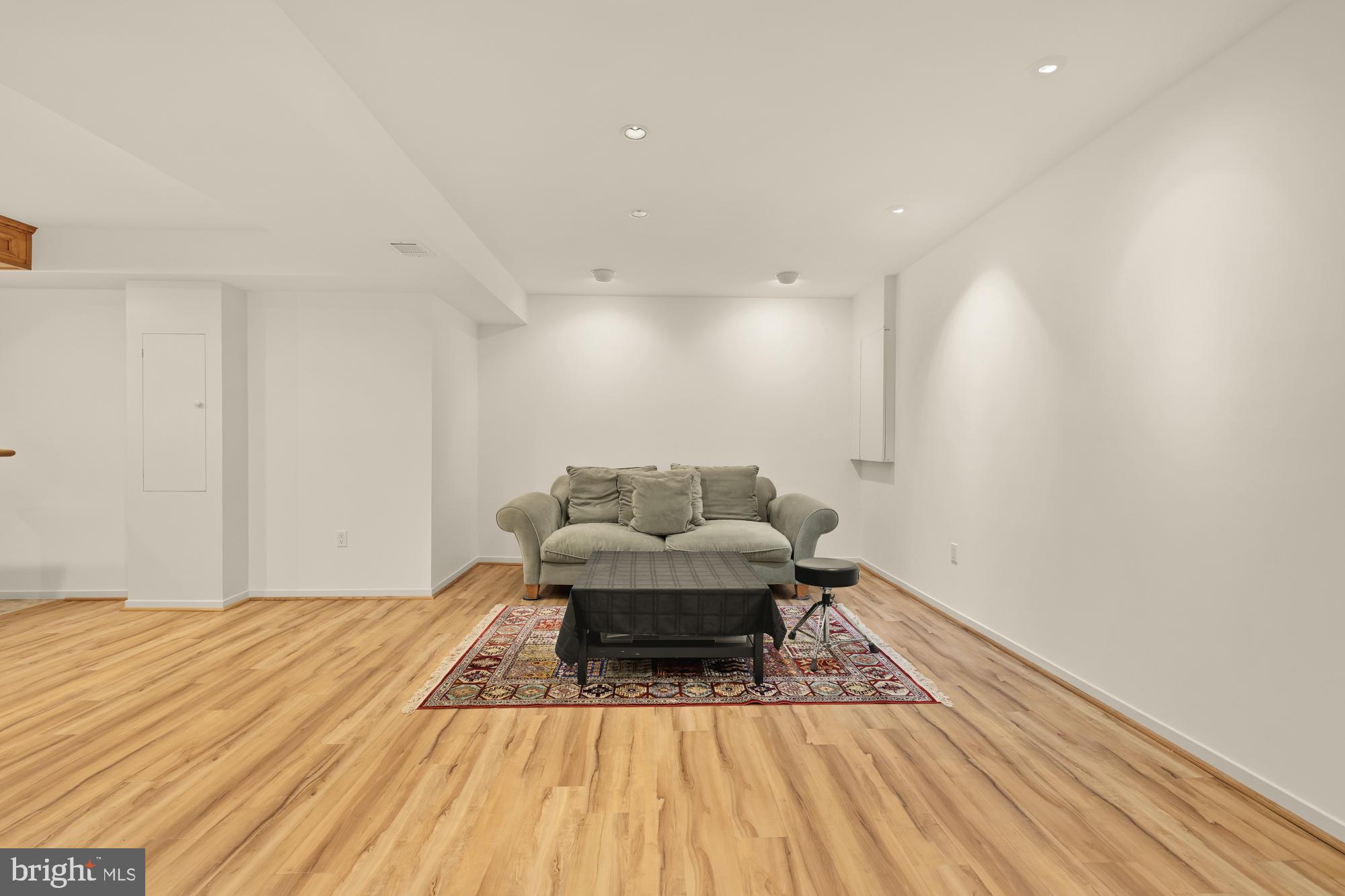 10419 CROSSING CREEK