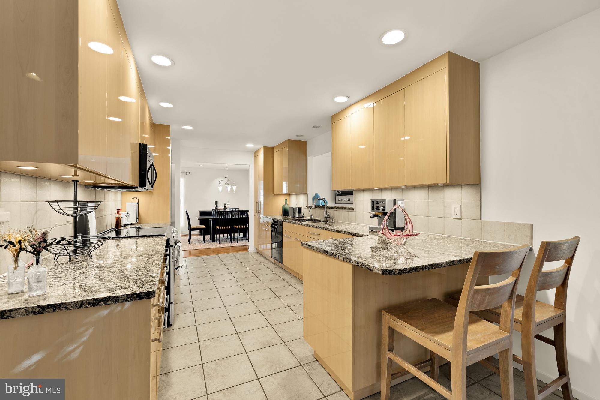 10419 CROSSING CREEK