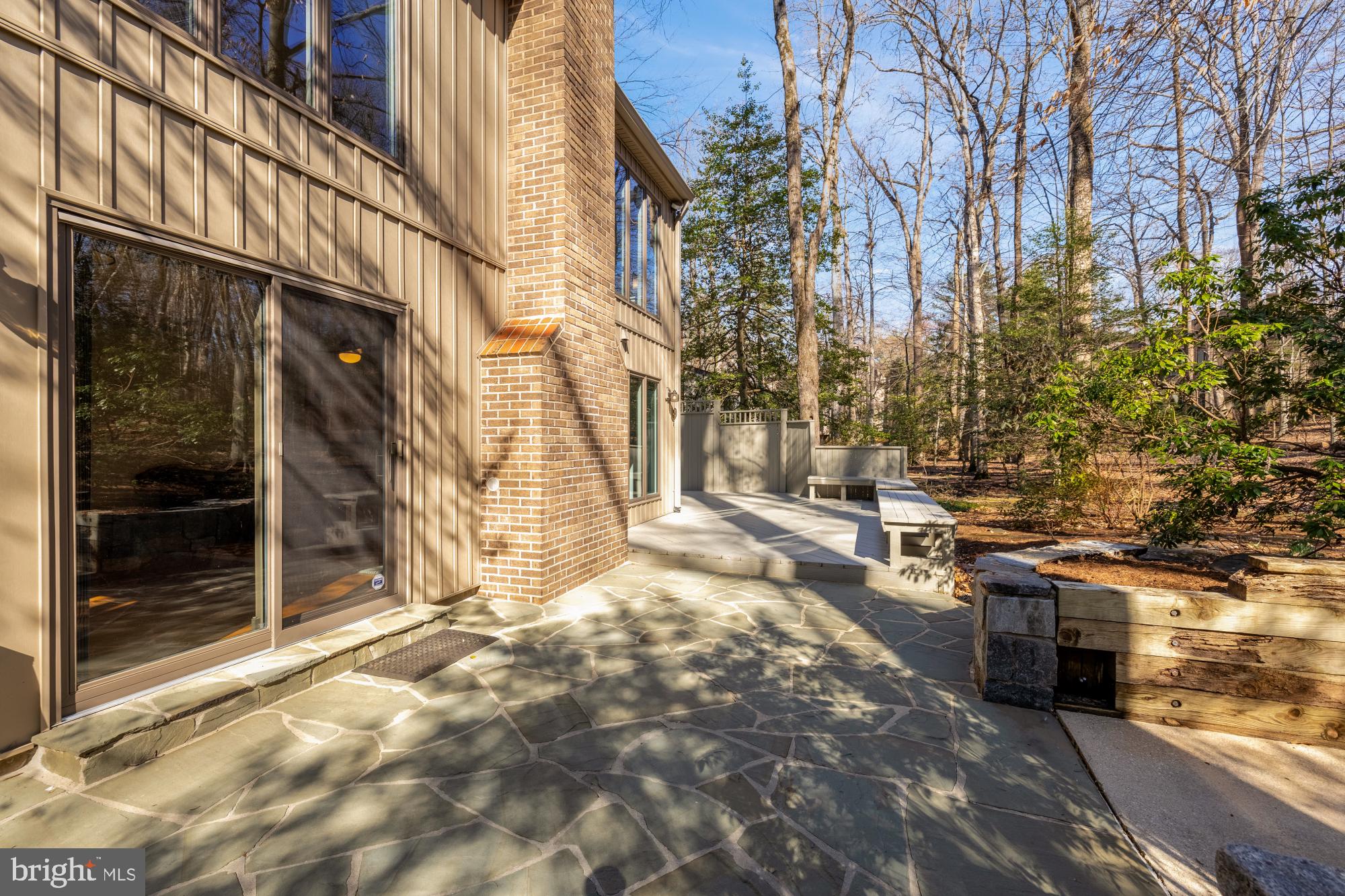 10419 CROSSING CREEK