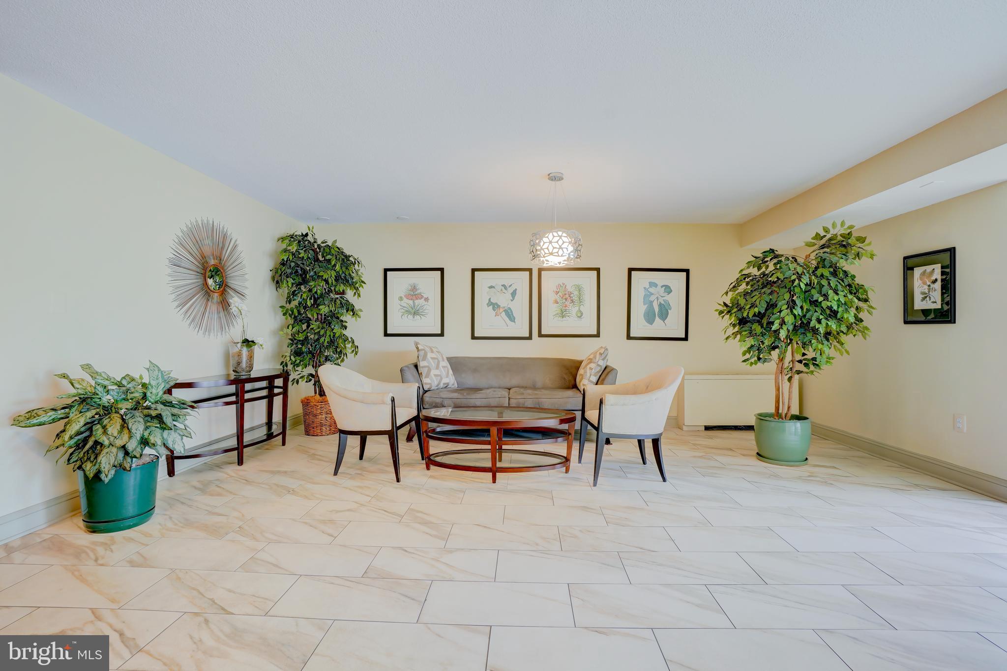 7400 LAKEVIEW DRIVE 405