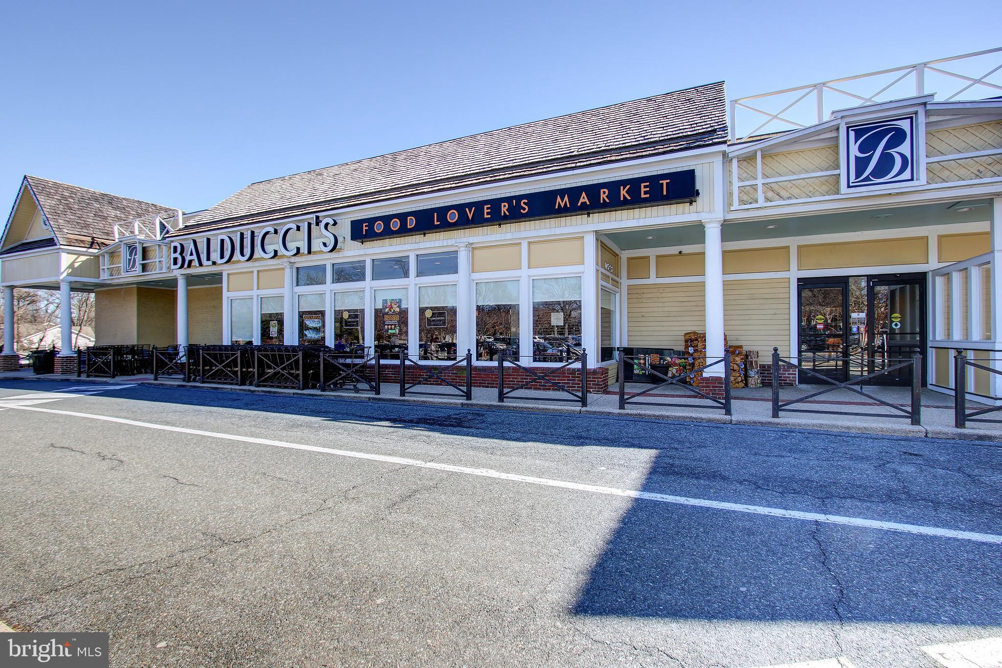 7400 LAKEVIEW DRIVE 405