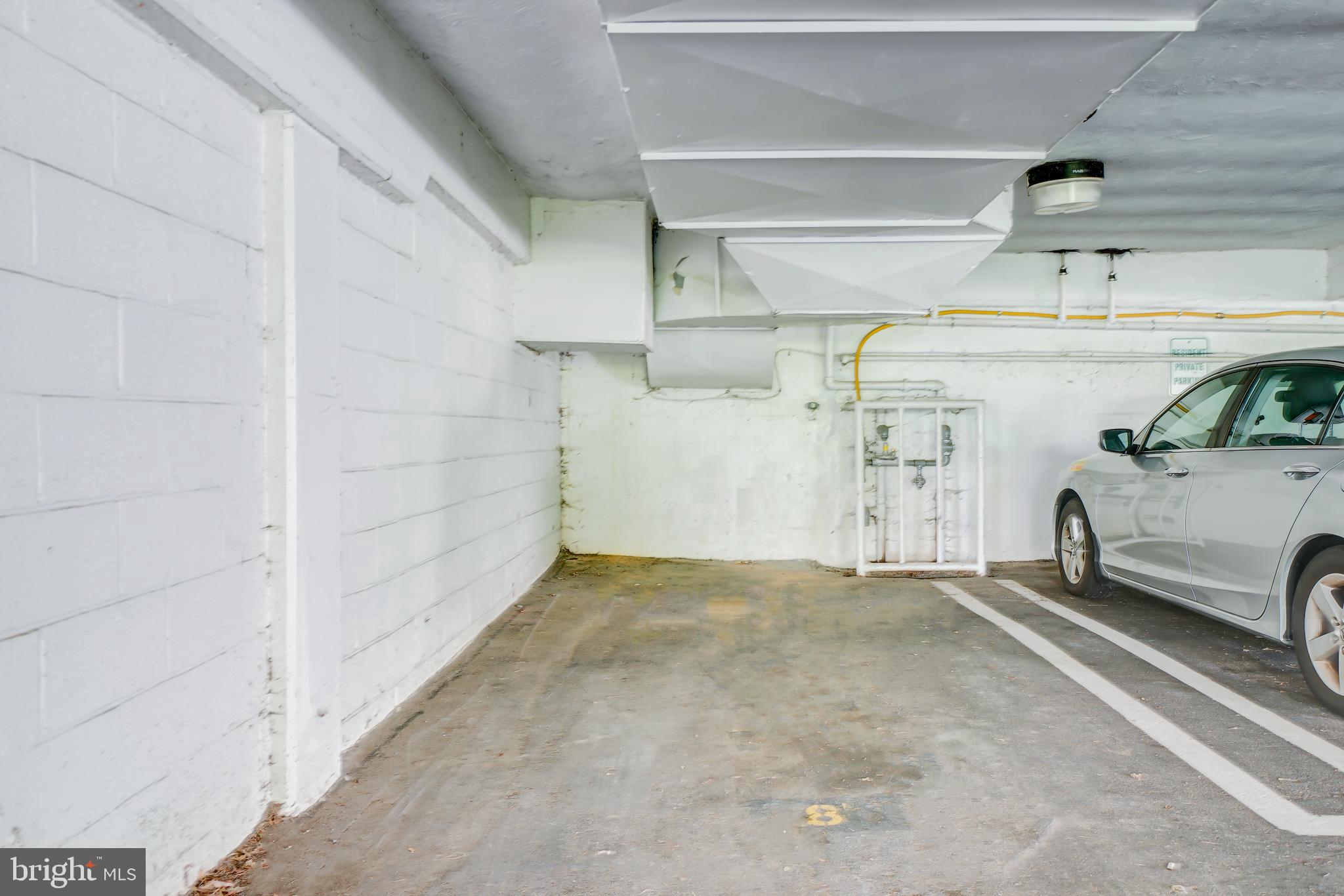 7400 LAKEVIEW DRIVE 405