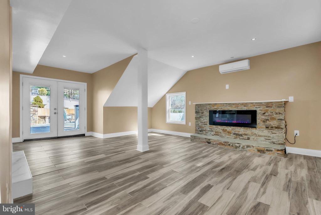 14933 WELLWOOD ROAD