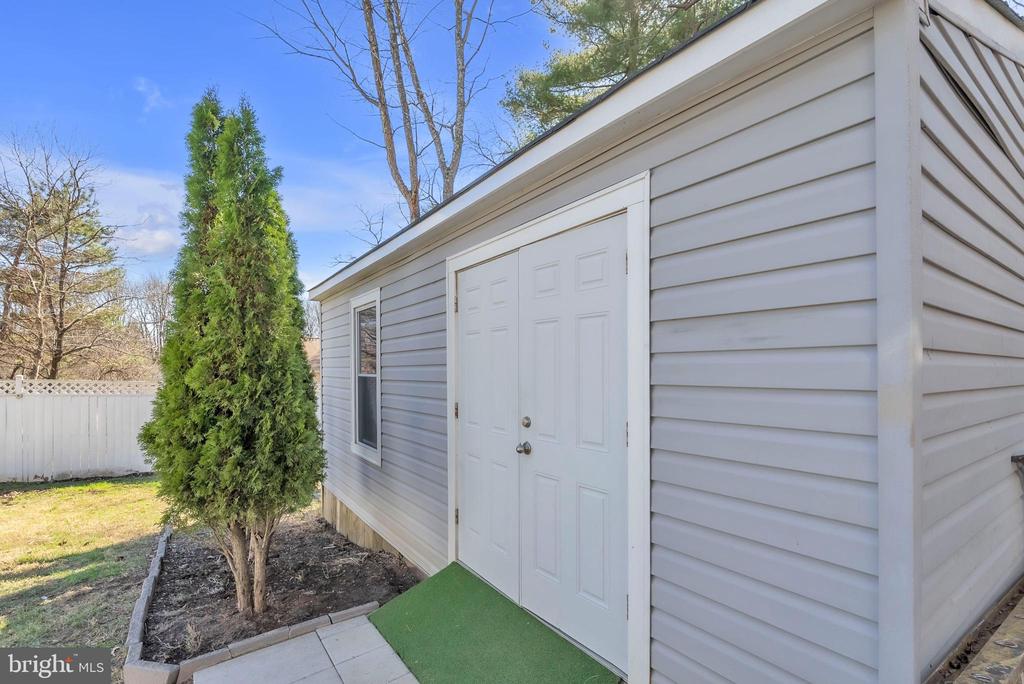 14933 WELLWOOD ROAD