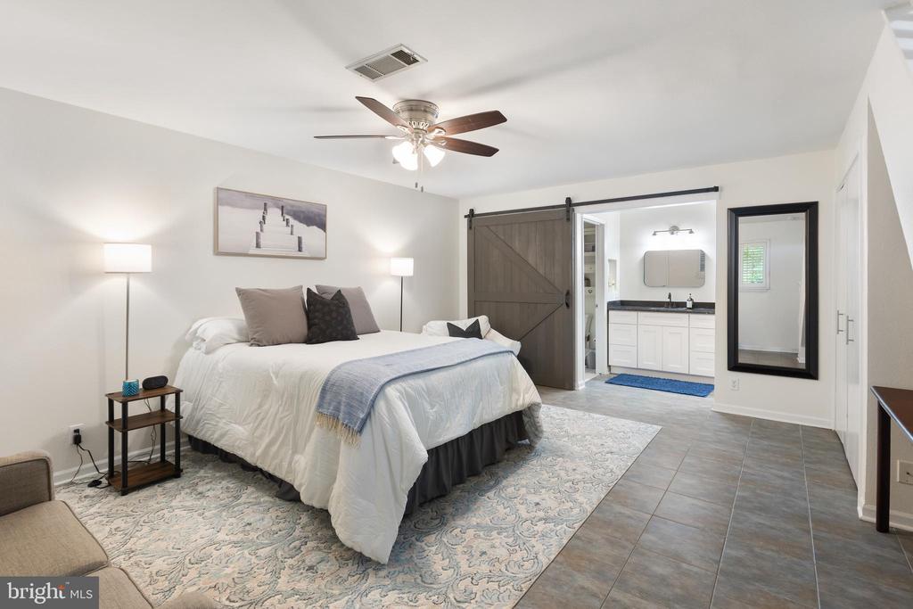10701 HAMPTON MILL TERRACE 100