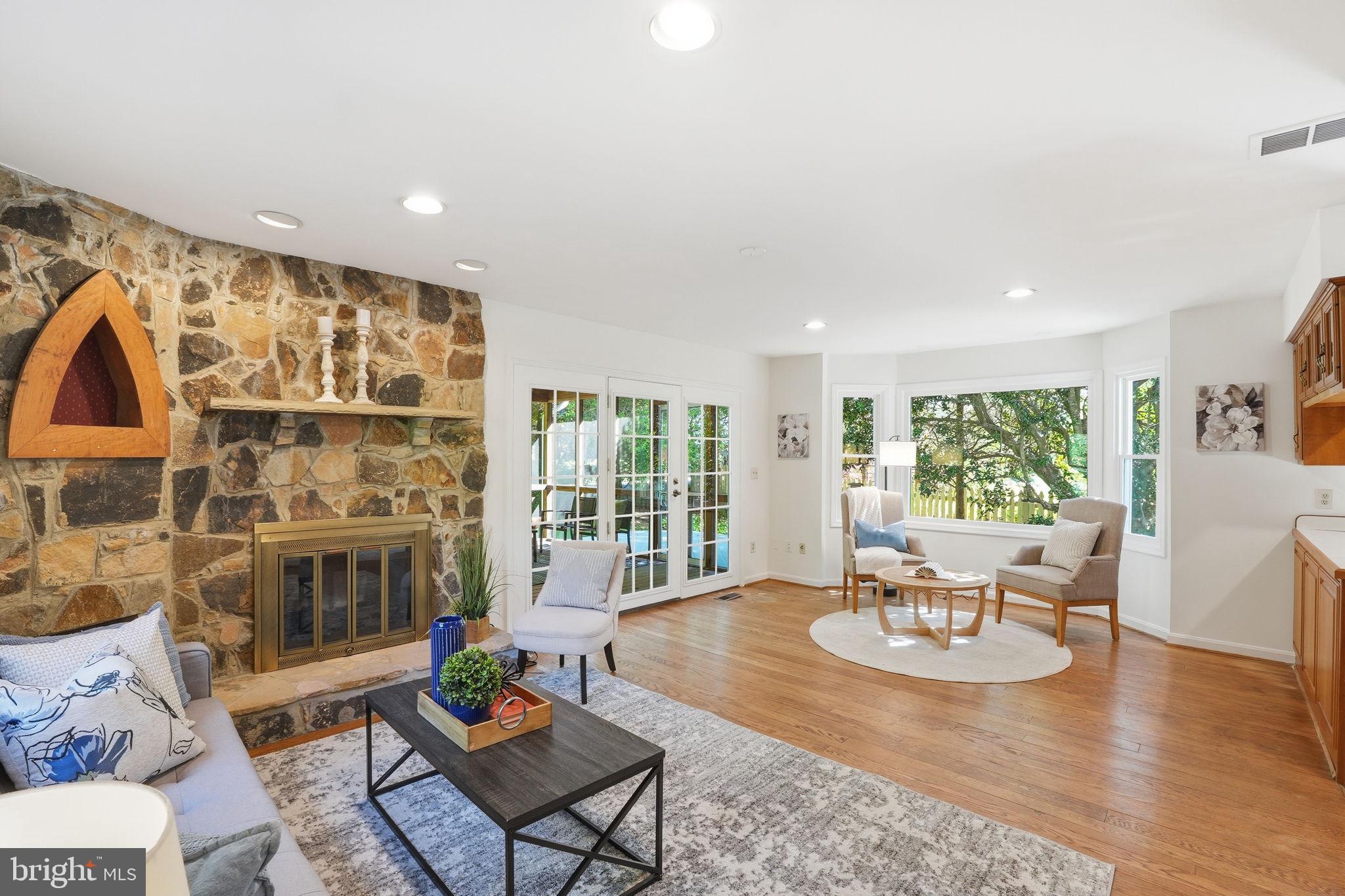 49 WELLESLEY CIRCLE