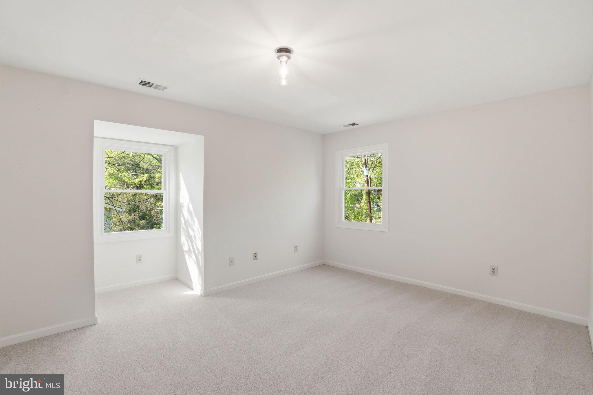 49 WELLESLEY CIRCLE