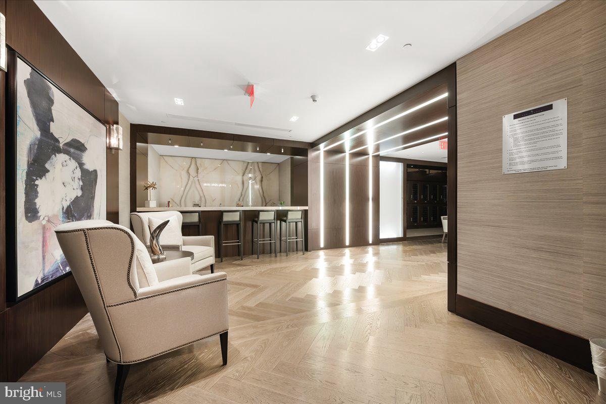 4901 HAMPDEN LANE 203