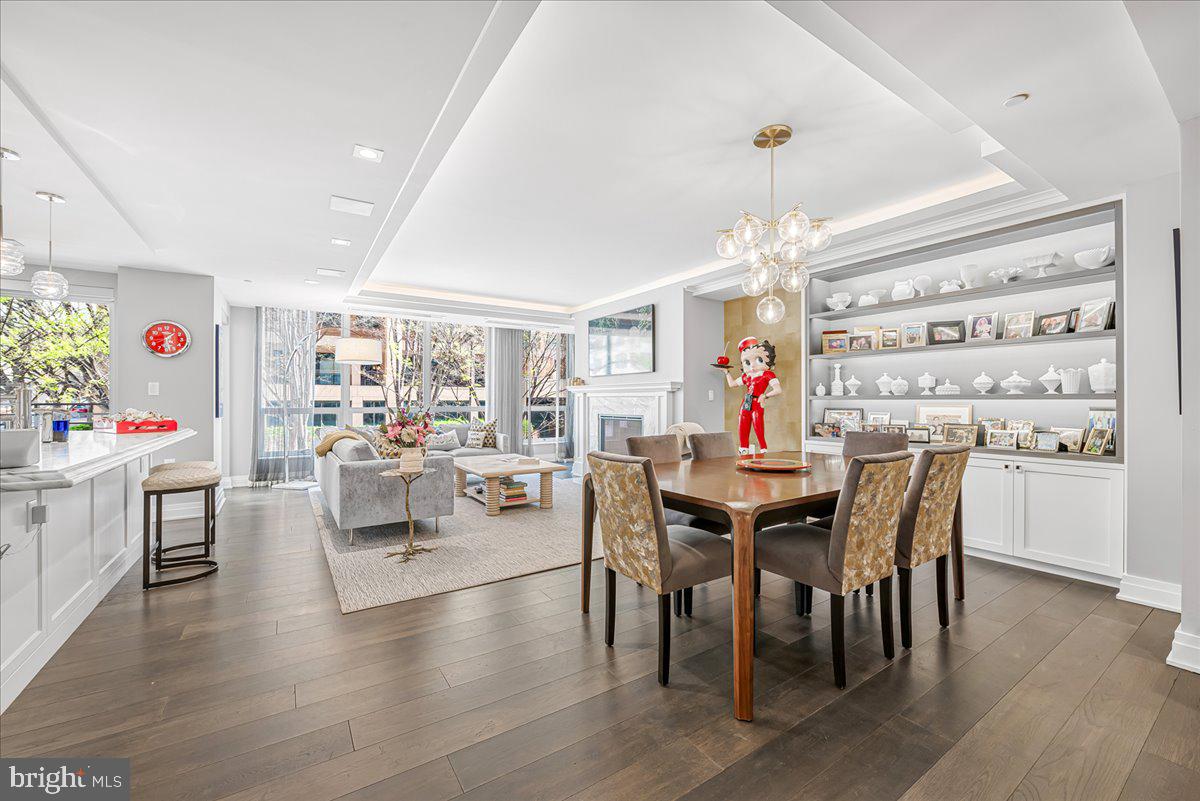 4901 HAMPDEN LANE 203