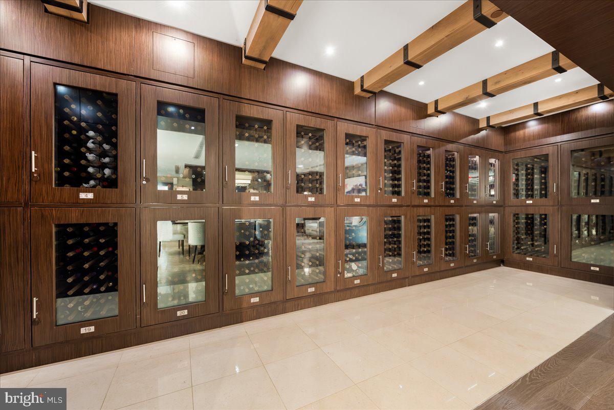 4901 HAMPDEN LANE 203