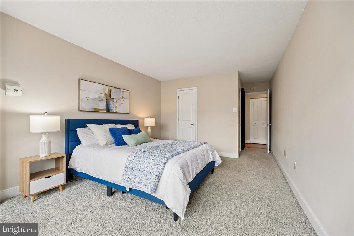 1220 BLAIR MILL ROAD 804