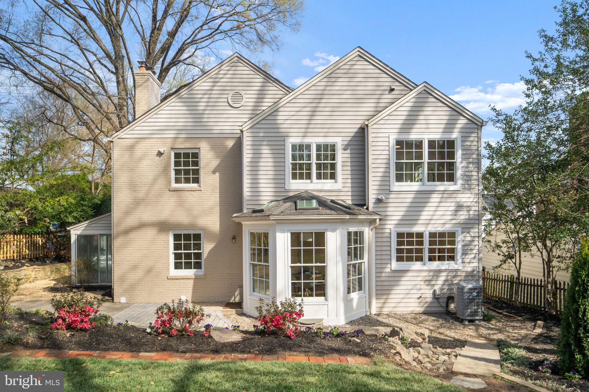 5123 BALTIMORE AVENUE