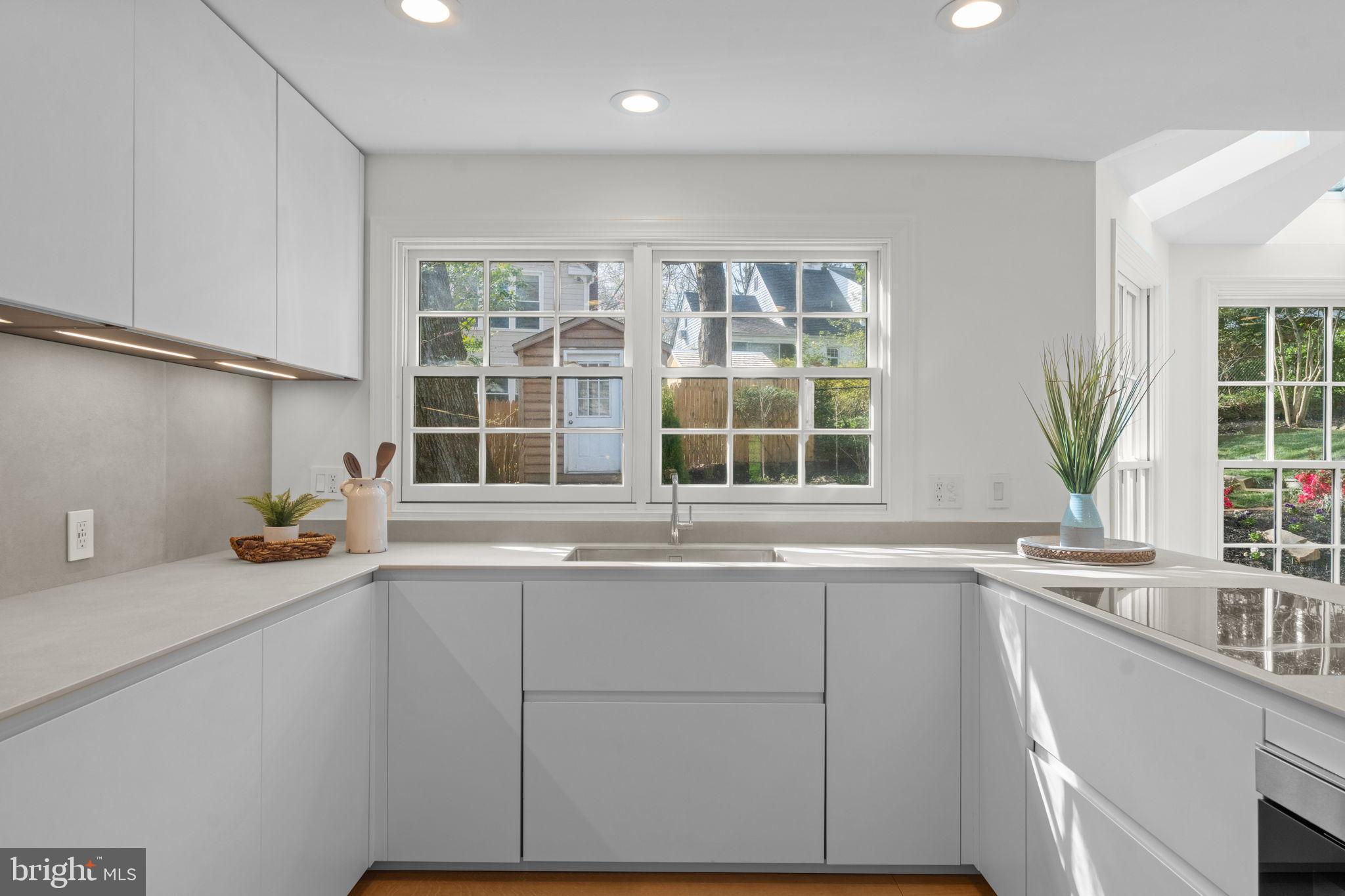 5123 BALTIMORE AVENUE