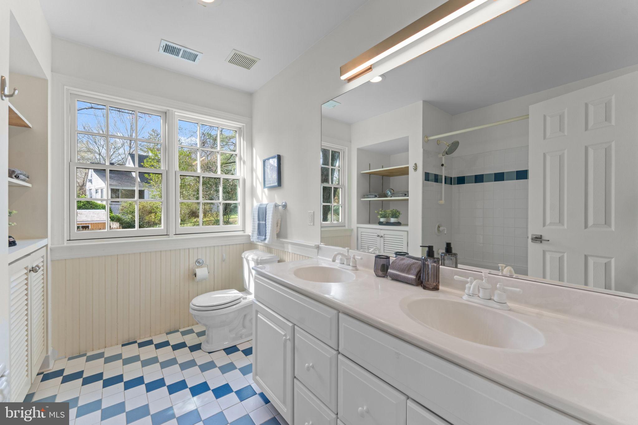 5123 BALTIMORE AVENUE