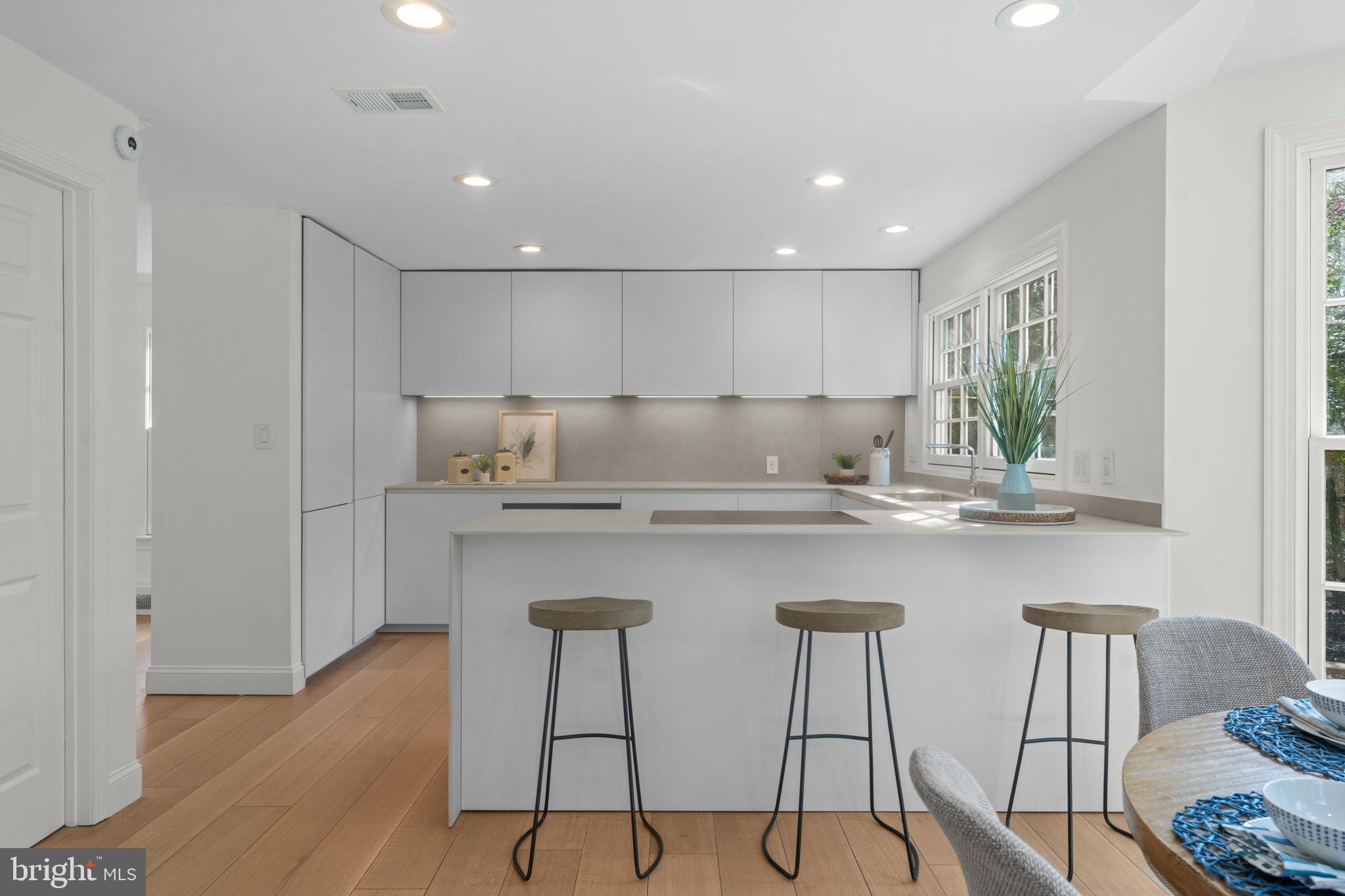 5123 BALTIMORE AVENUE