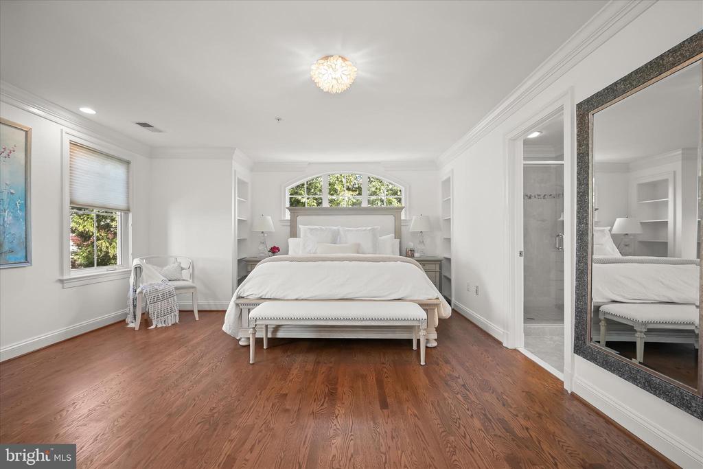 6700 FAIRFAX ROAD