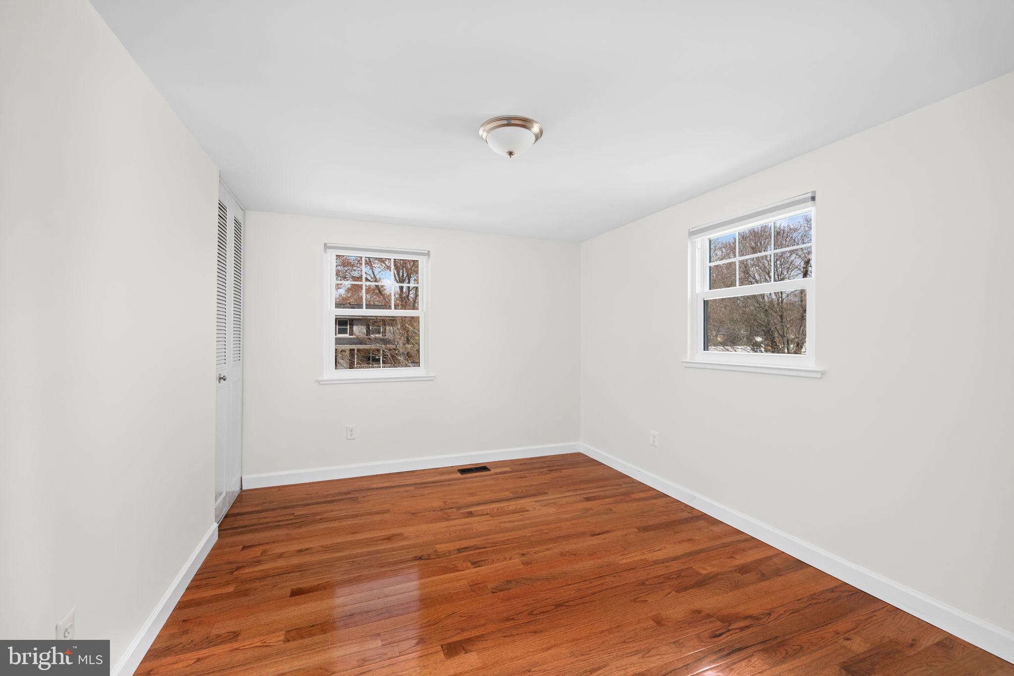 1421 COLESBERG STREET