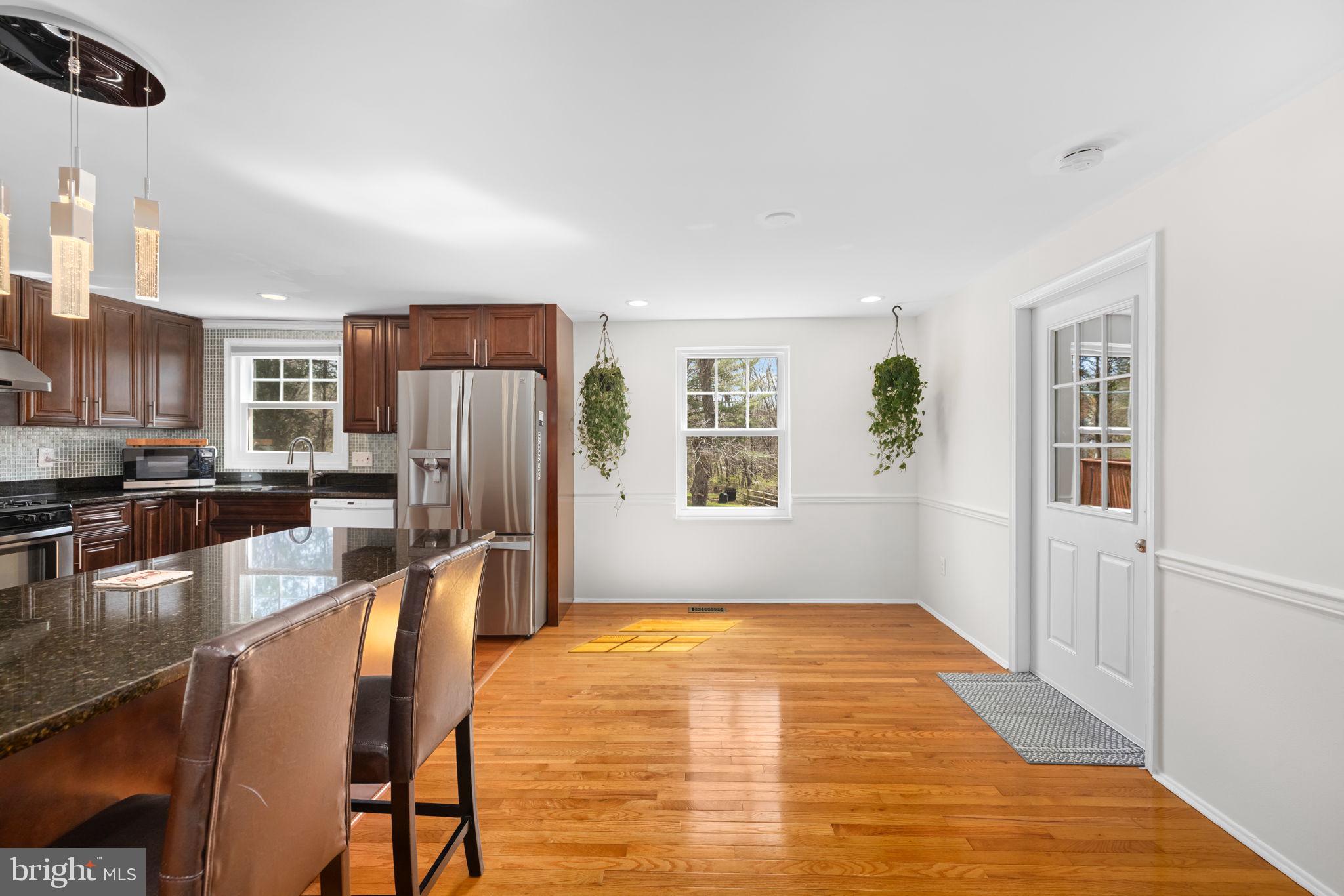 1421 COLESBERG STREET