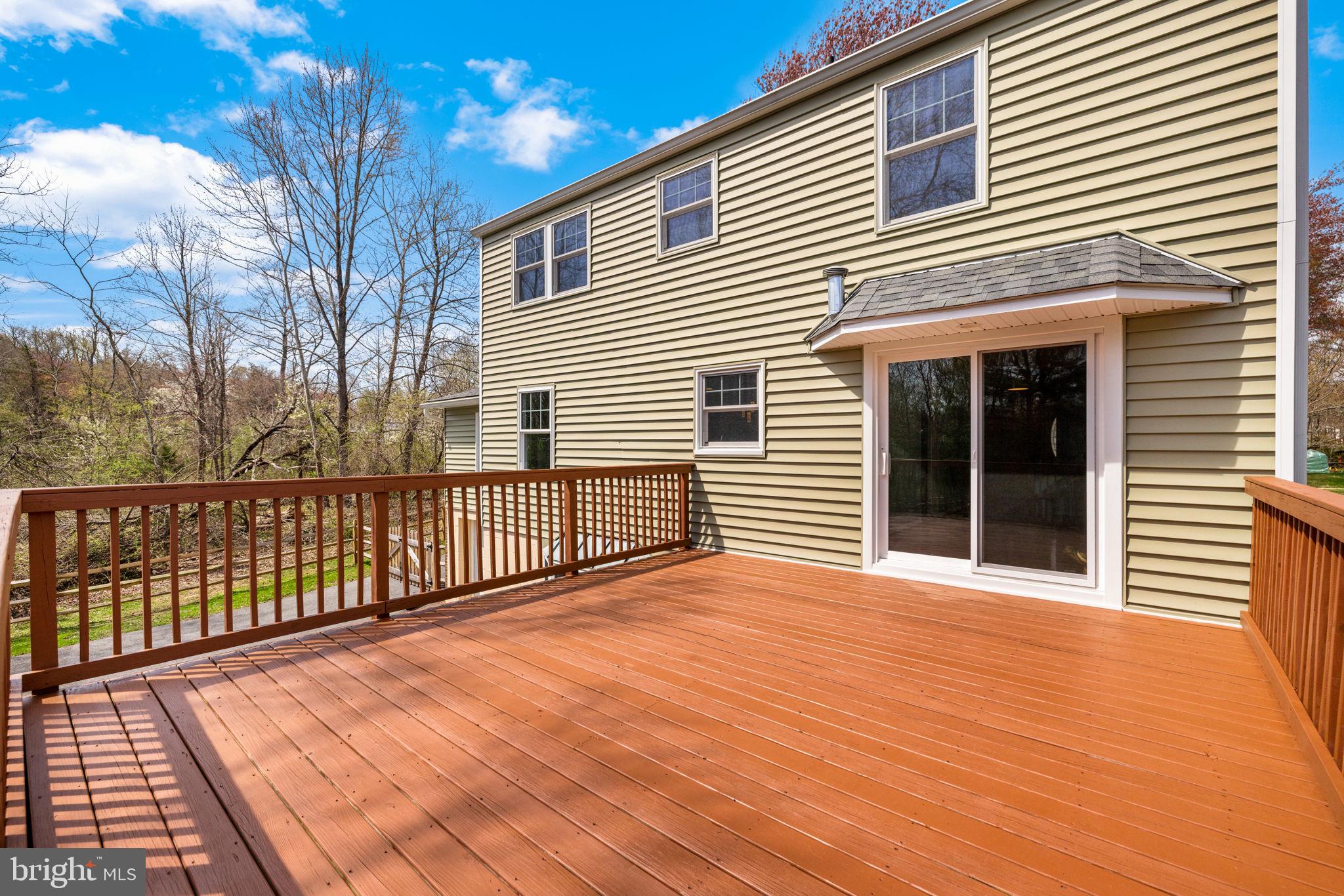 1421 COLESBERG STREET