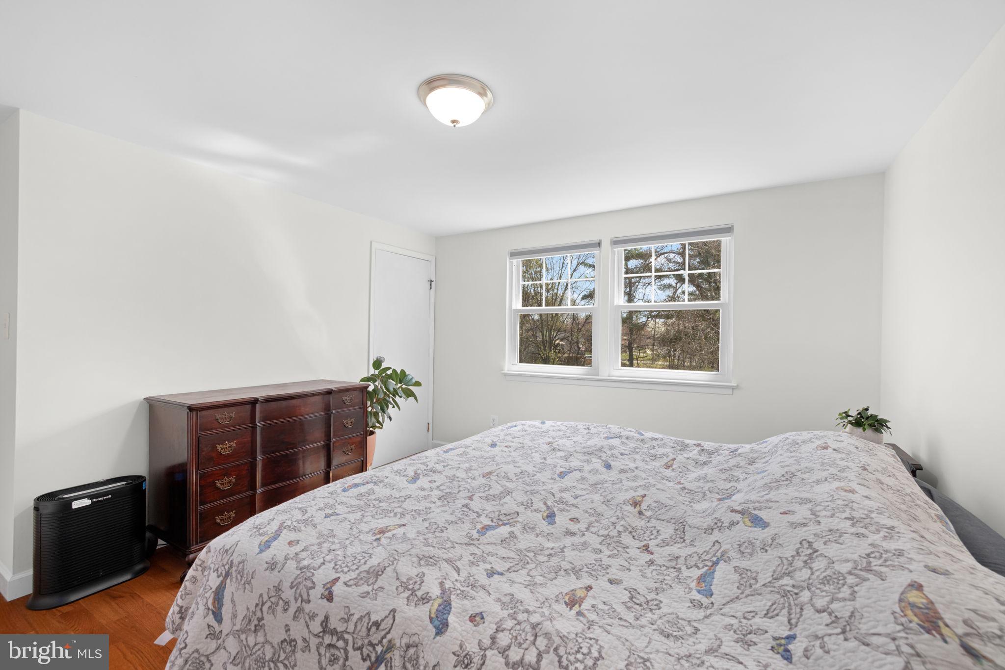 1421 COLESBERG STREET