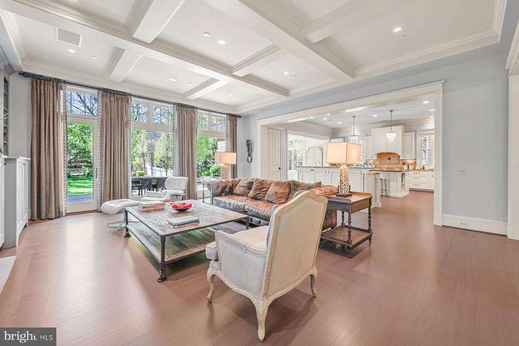 7200 FAIRFAX ROAD