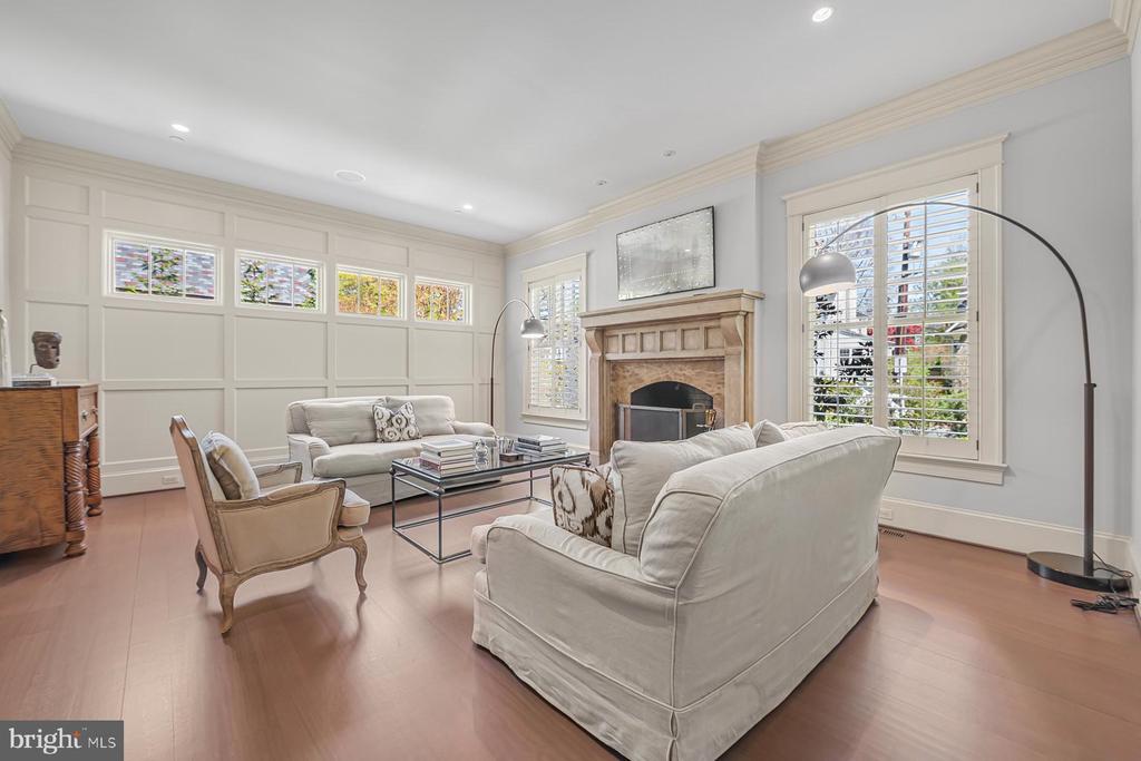 7200 FAIRFAX ROAD