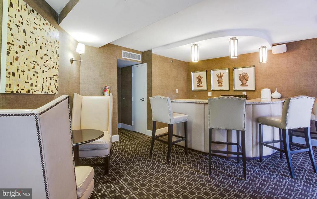 10101 GROSVENOR PLACE 1106
