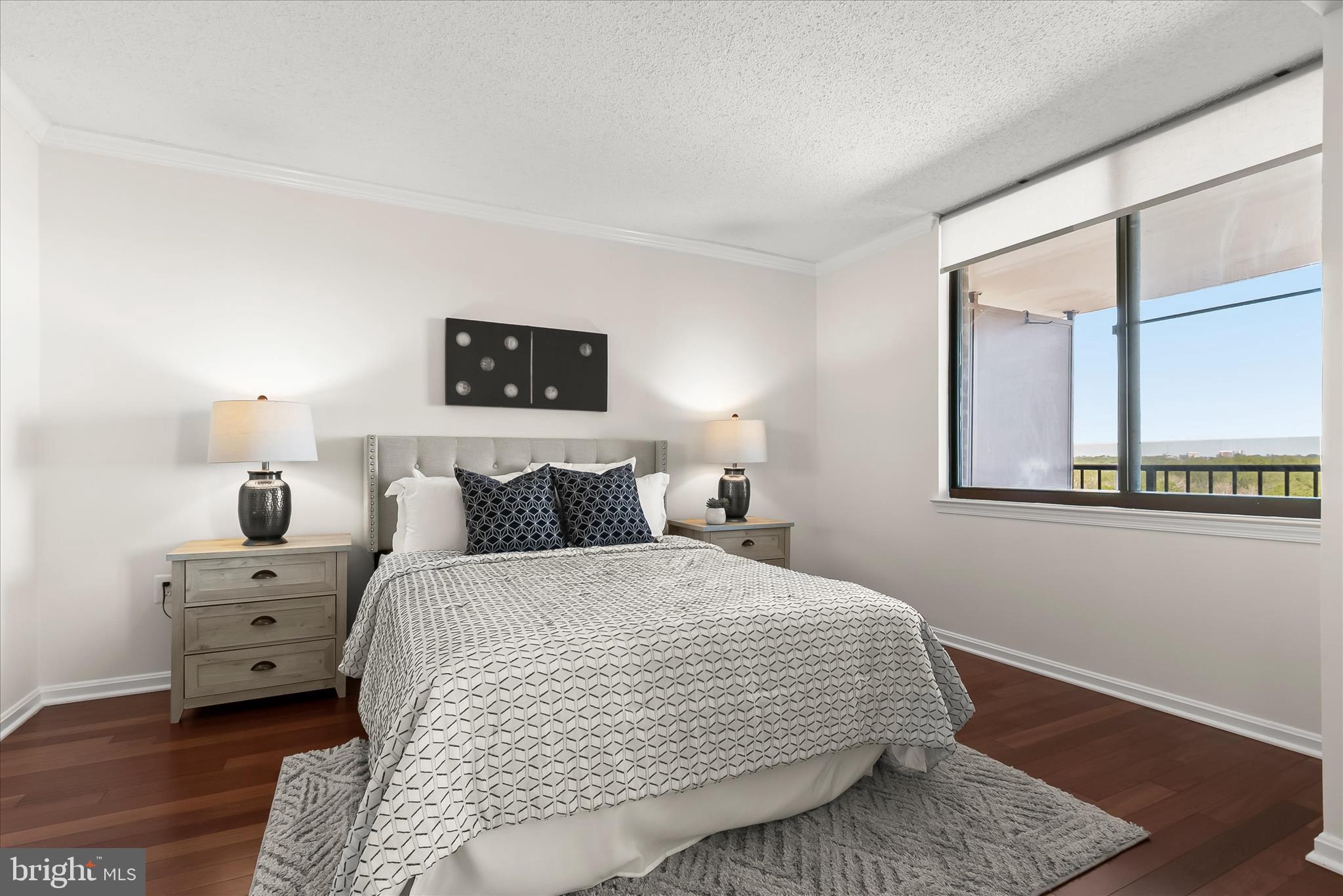 10101 GROSVENOR PLACE 1106