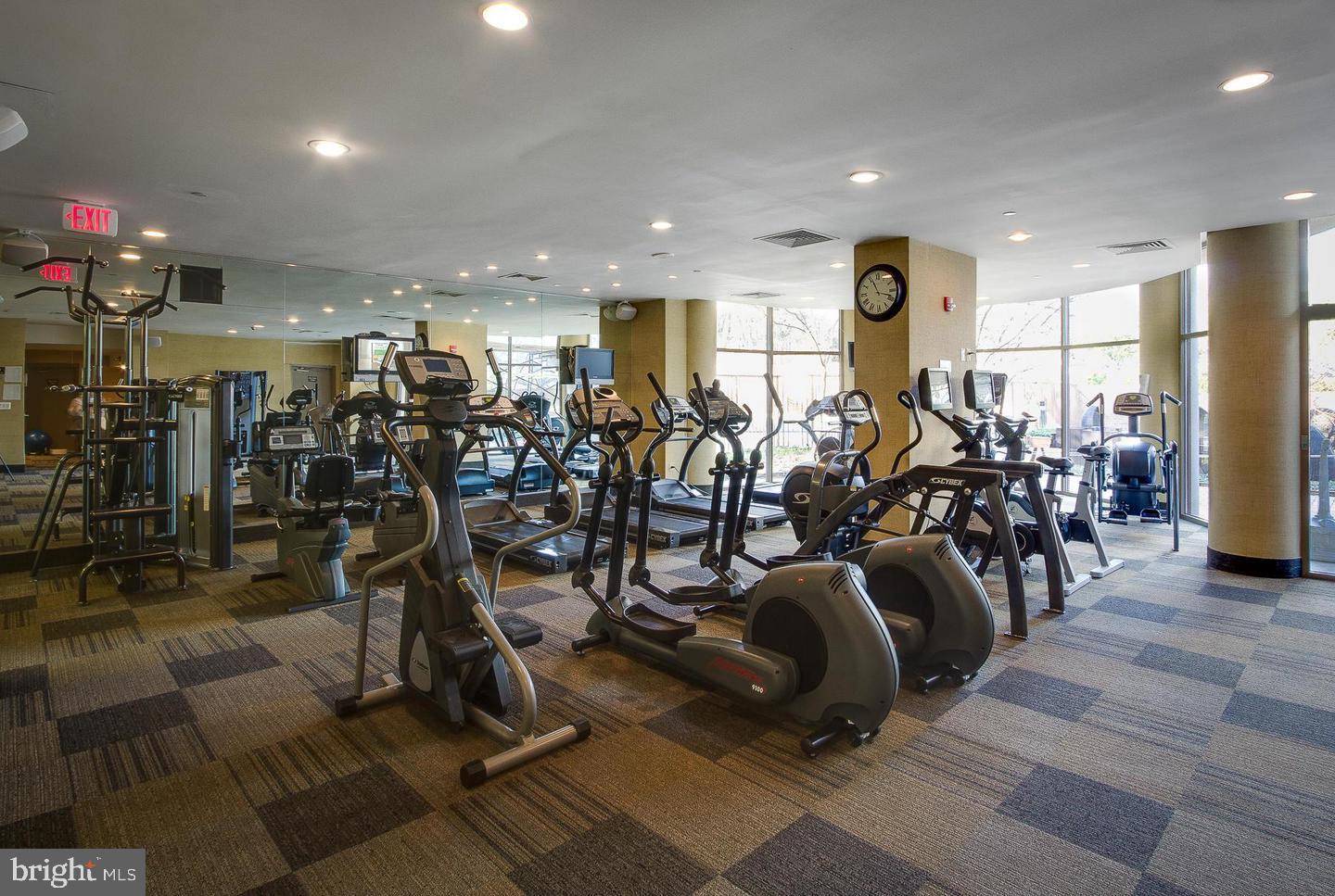 10101 GROSVENOR PLACE 1106