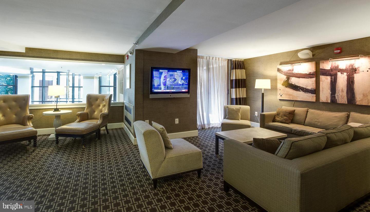 10101 GROSVENOR PLACE 1106