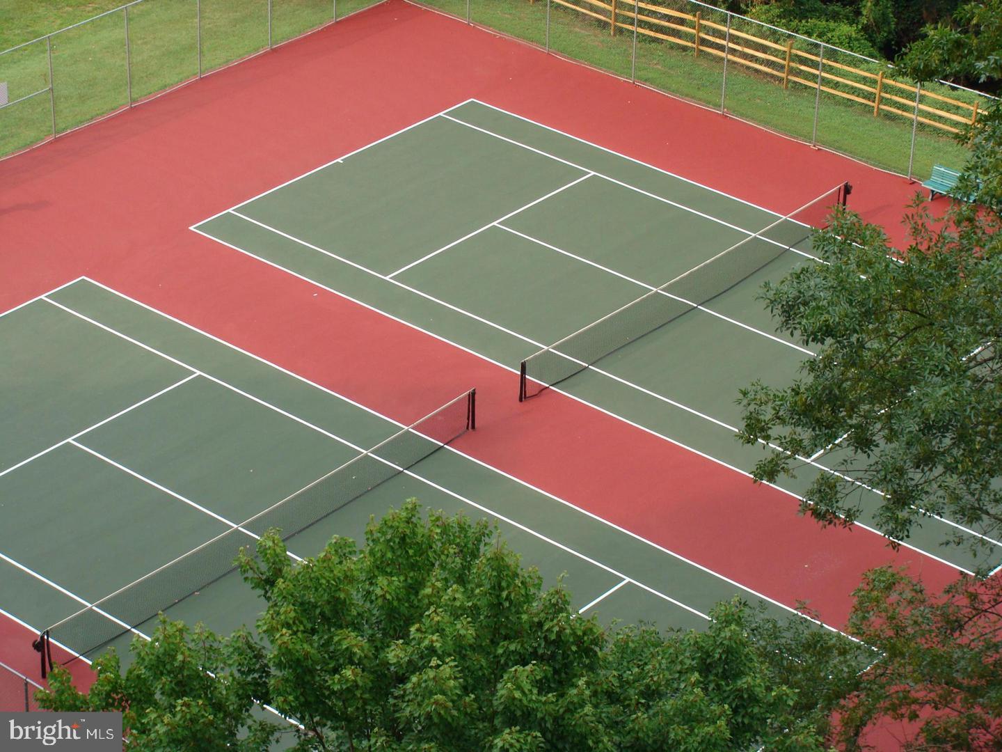 10101 GROSVENOR PLACE 1106