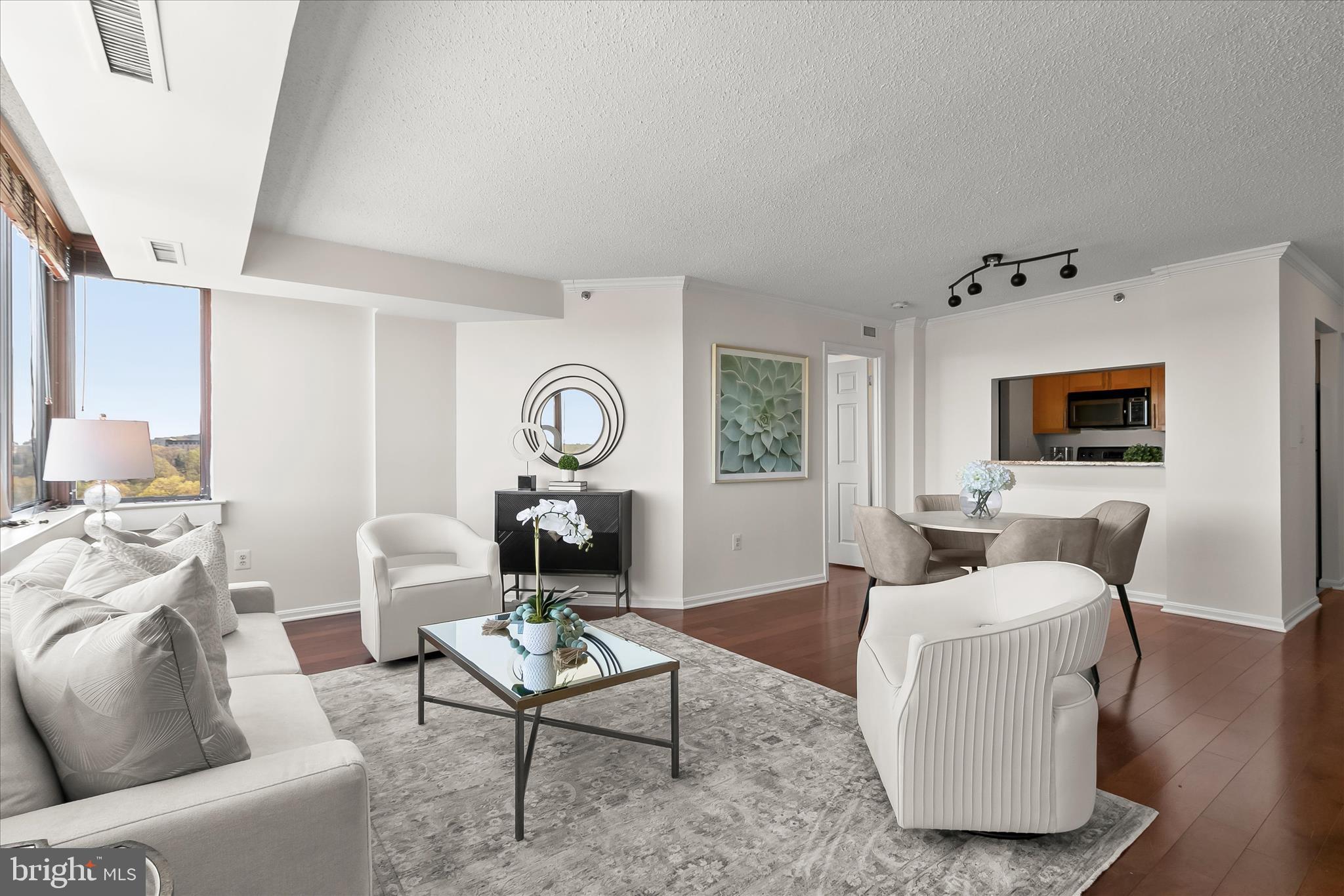 10101 GROSVENOR PLACE 1106