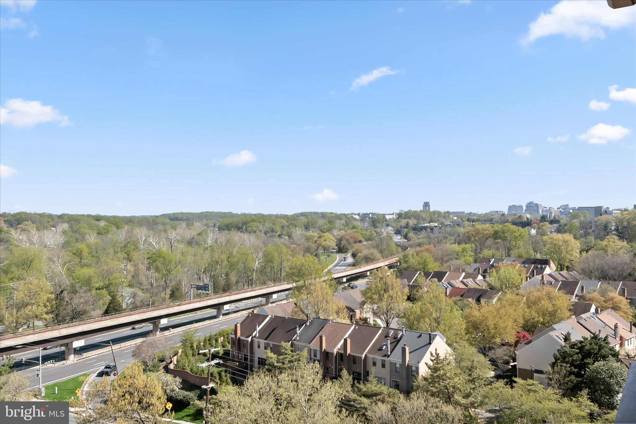 10101 GROSVENOR PLACE 1106