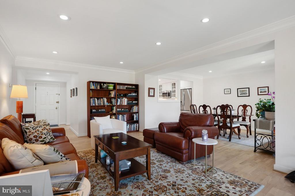 11400 STRAND DRIVE R-414